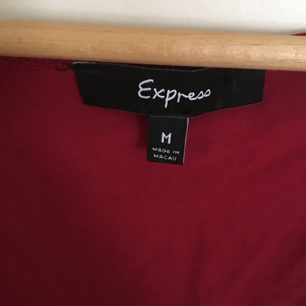 Red Express Top - Picture 2 of 4